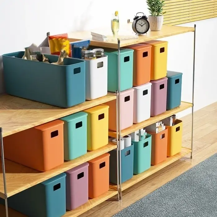 Boîte de rangement étroite et longue en plastique avec couvercle pour sous-vêtements