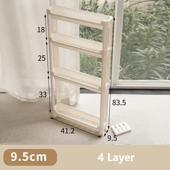 Armoire de salle de bain derrière la porte