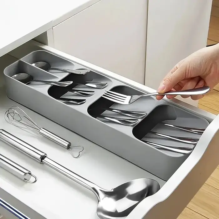 Plateau de rangement multifonctionnel pour couverts