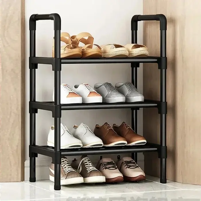 Meuble à chaussures noir surélevé