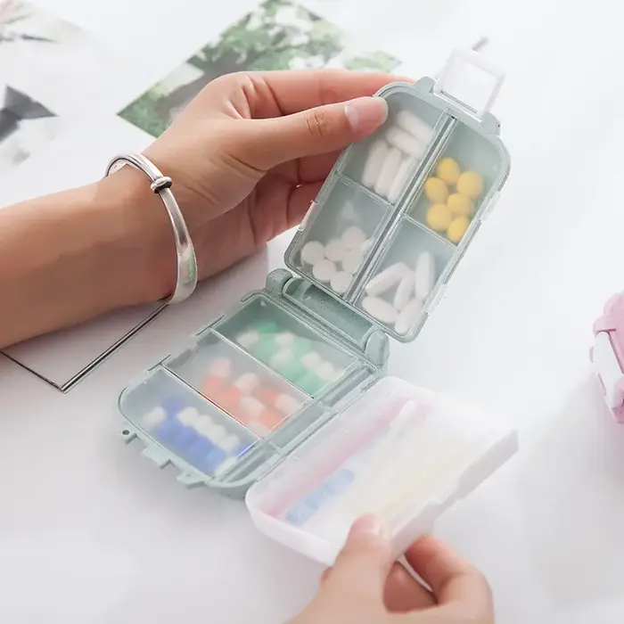 Mini boîte à pilules Portable, Kits médicaux, conteneur de stockage de vitamines, fournitures de voyage de santé, organisateur de pilules Compact 1 pièce