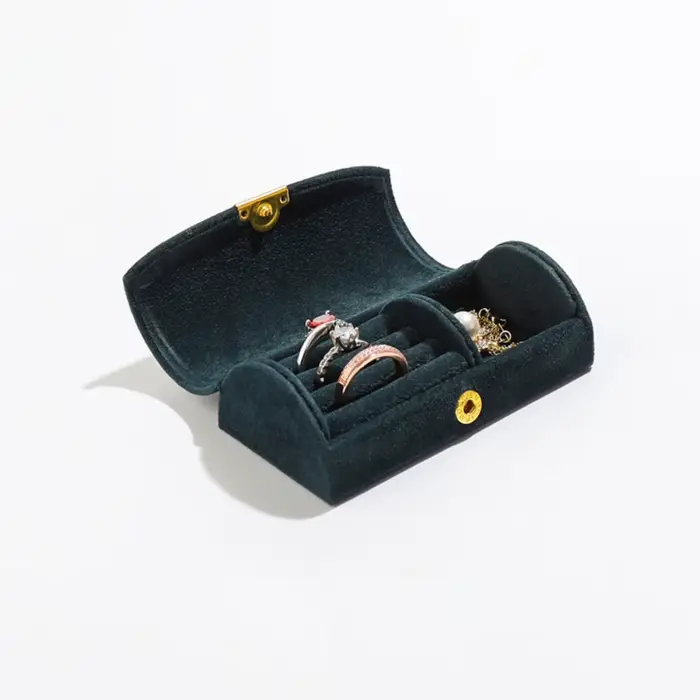Boîte à bijoux en velours perlé pour femme