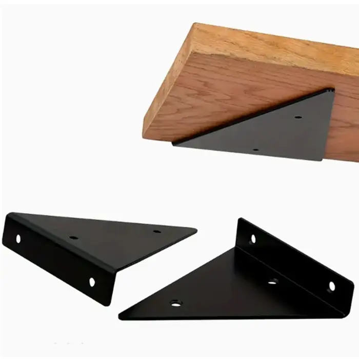 Support triangulaire pour étagère triangulaire