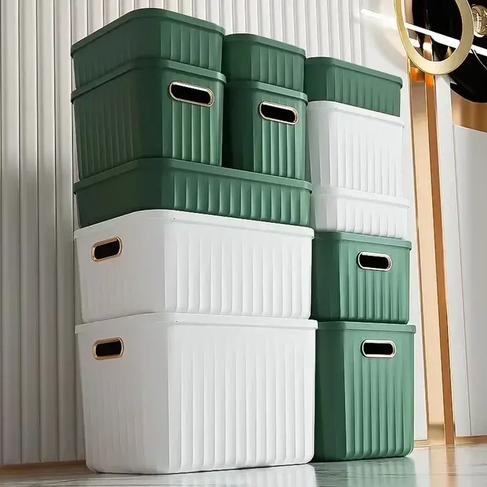Boîte de rangement divers de couleur unie