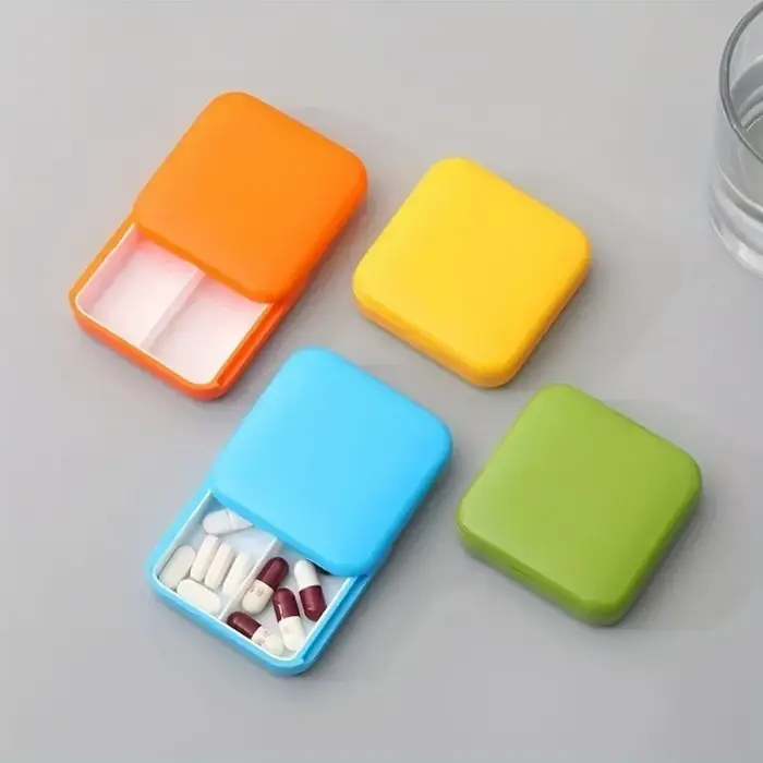 Boîte de rangement compacte pour médicaments à usage domestique