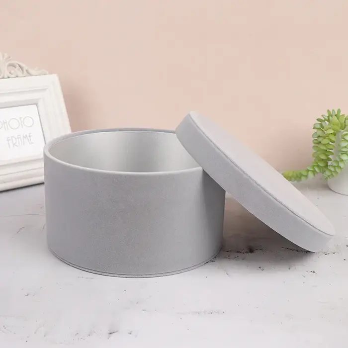 Boîte à fleurs ronde en velours, coffret cadeau de vraies fleurs fraîches organisées dans une boîte 