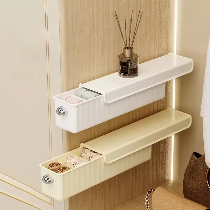 Organisateur de rangement mural pratique trois en un pour sous-vêtements et chaussettes