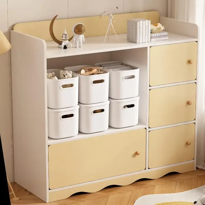 Bacs de rangement blancs empilables pour l'organisation