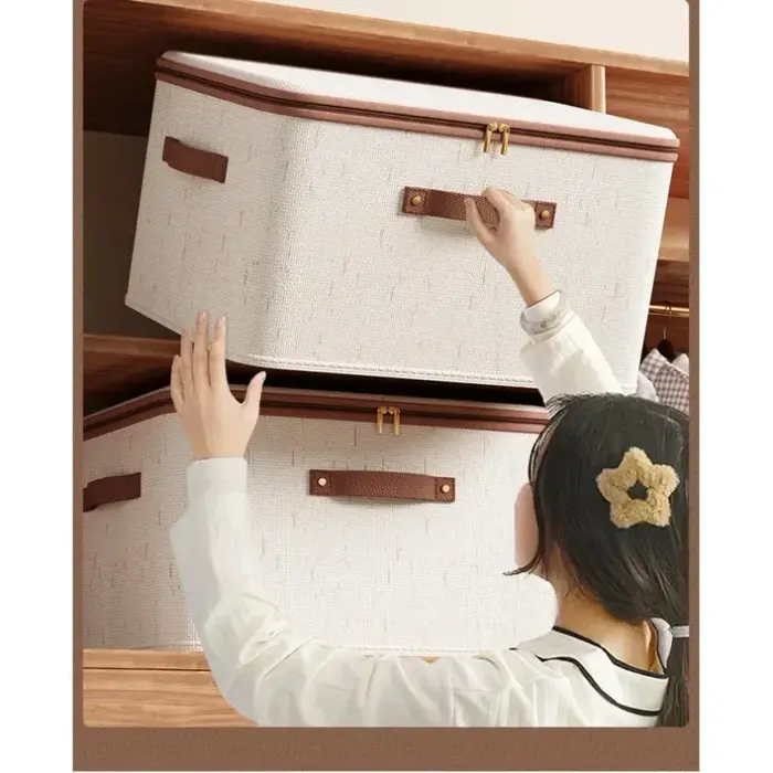 Grande boîte de rangement pour la maison