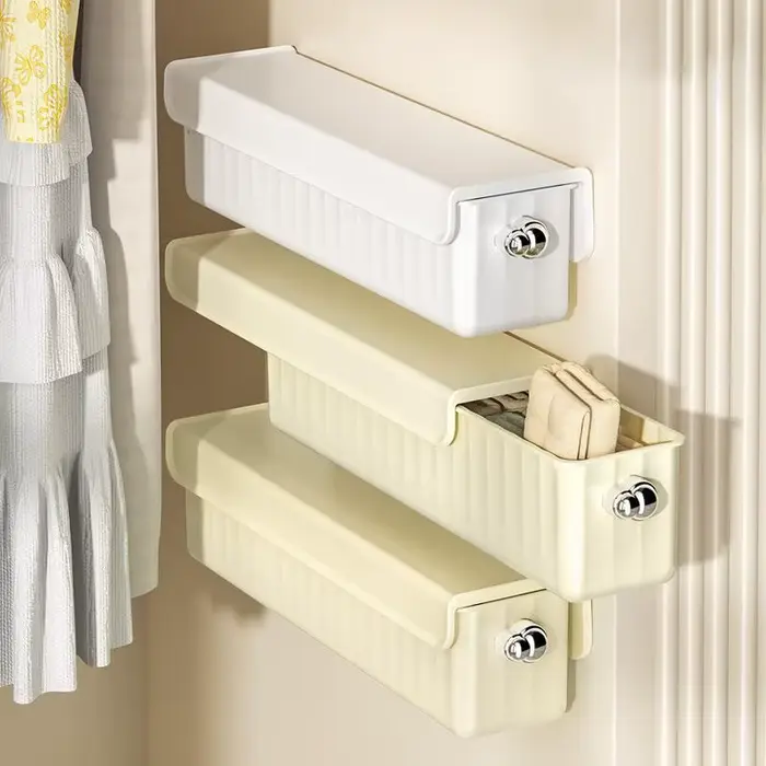Organisateur mural pratique trois-en-un pour sous-vêtements et chaussettes