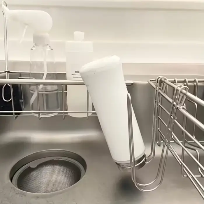 Étagère de rangement de cuisine suspendue pour tasses