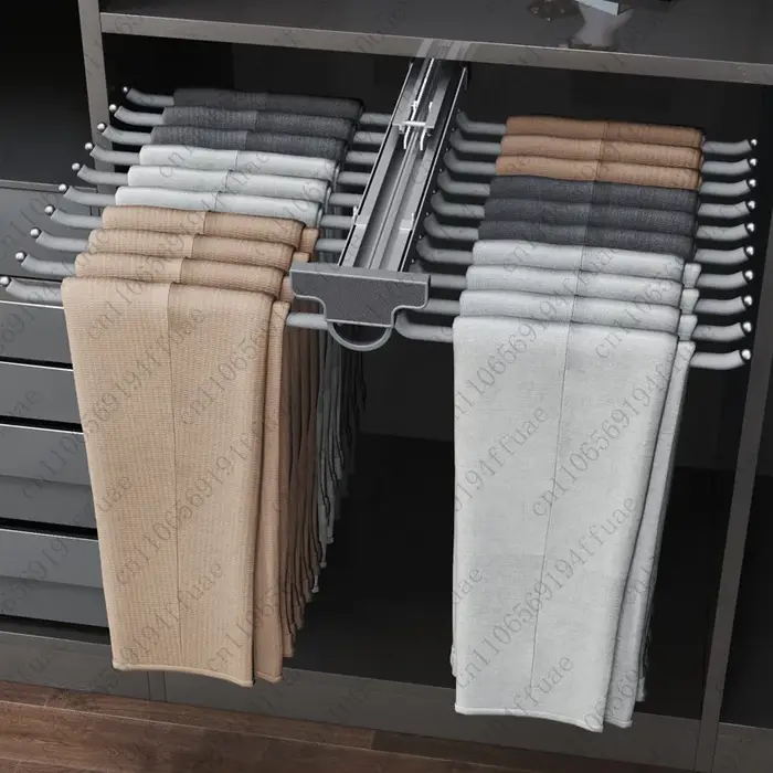 Armoire à pantalons avec armoire extractible intégrée sur le dessus