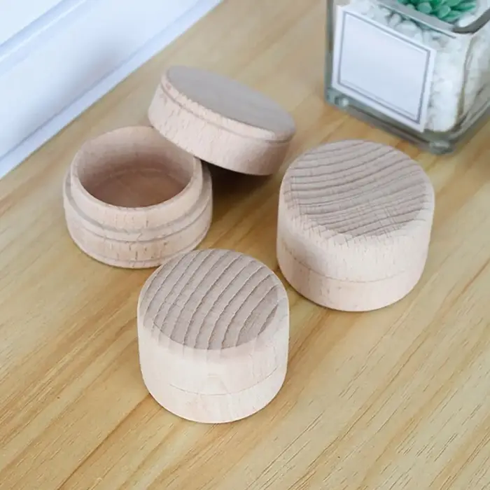 Petite boîte de rangement ronde en bois pour bijoux faits à la main