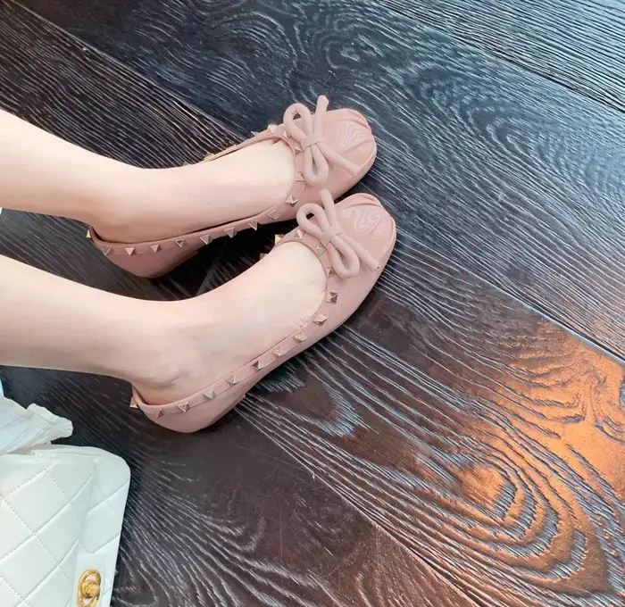 Nouvelles Chaussures Plates Mary Janes 2026 pour Femme, Modèle Grape Mom, à Talon Bas, Semelle en Ca