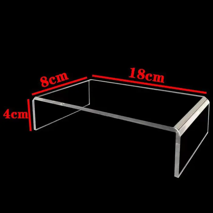 Présentoir en acrylique avec un design multi-niveaux présente parfaitement vos créations de figurine