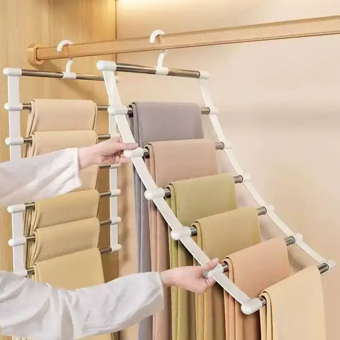 Porte-pantalon multi-niveaux pliable pour économiser de l'espace