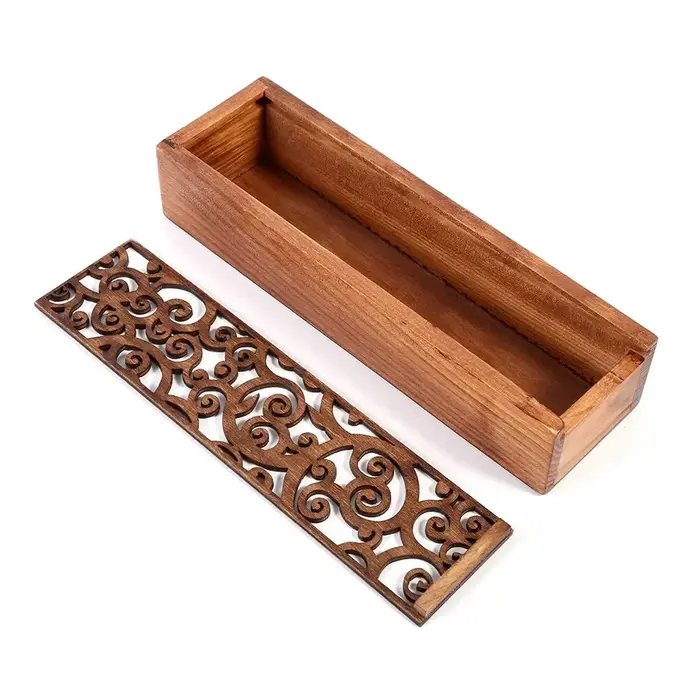 Boîte de rangement en bois unique avec couvercle coulissant sculpté creux
