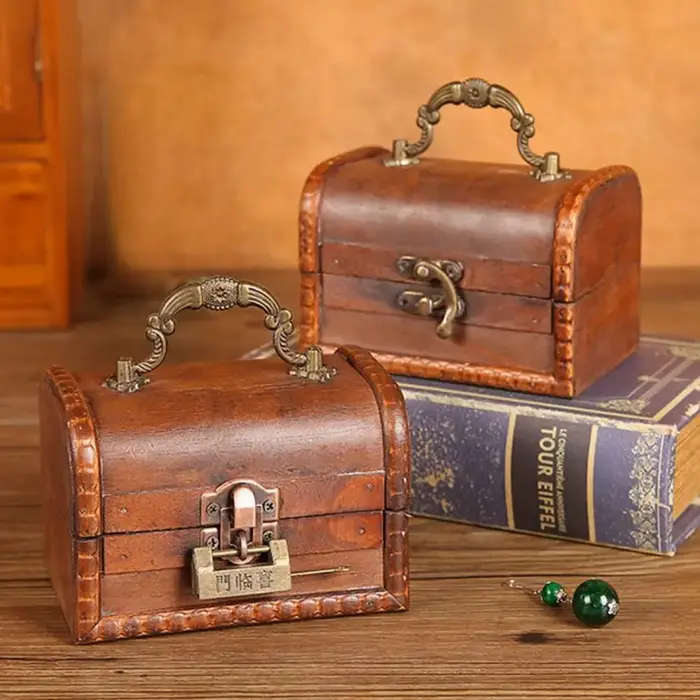 Valise en bois Antique