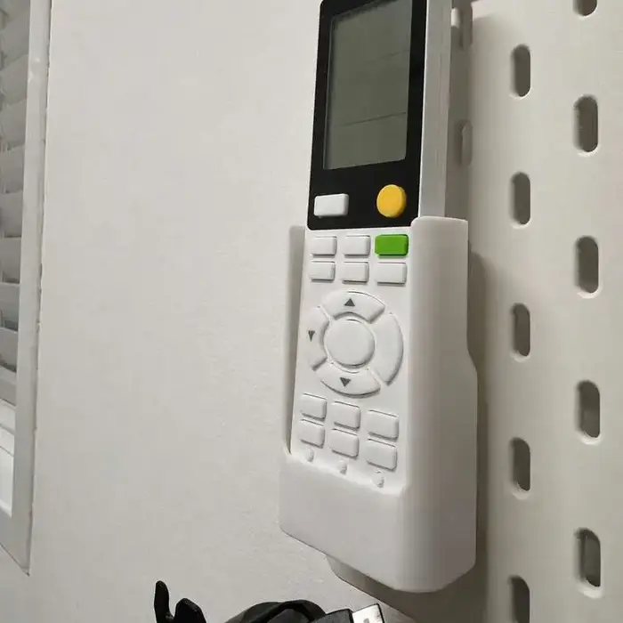 Boîte de rangement pour télécommandes compatible avec le support mural Skadis Pegboard, organiseur de télécommandes TV et climatisation